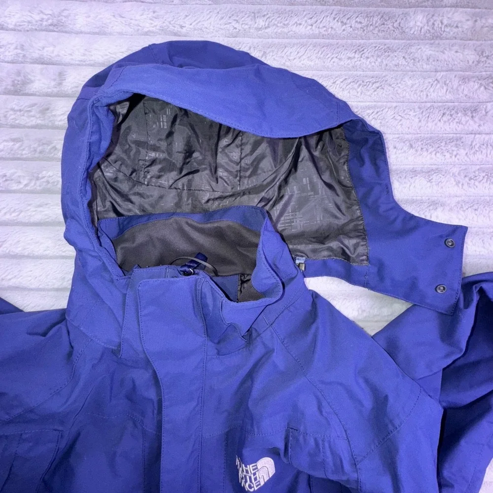 The North Face elevate your